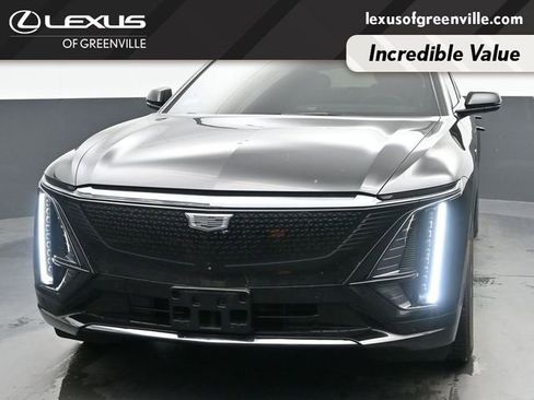 Used 2024 Cadillac Lyriq Sport AWD/4WD image 3