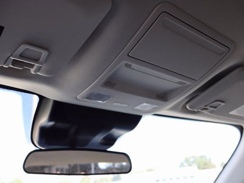 New 2025 Ford Maverick XL image 26