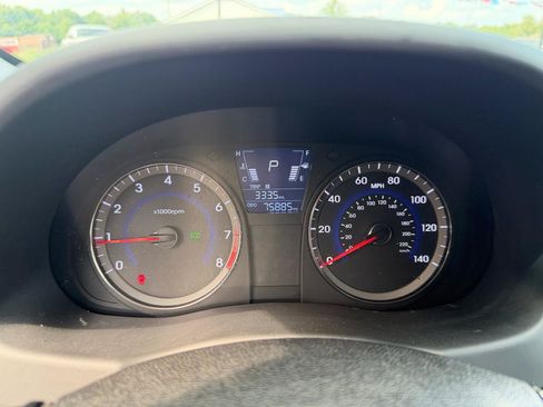 Used 2014 Hyundai Accent GS FWD image 24