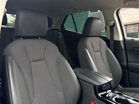 Used 2023 Buick Envision Preferred image 28