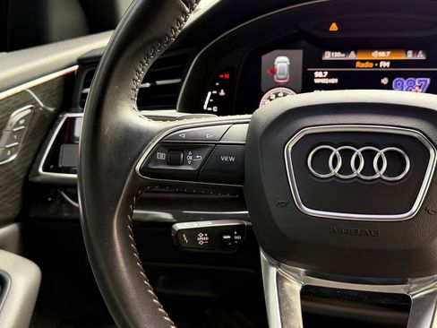Used 2020 Audi Q8 Premium Plus AWD/4WD image 25