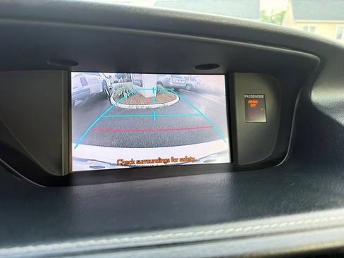 Used 2013 Lexus ES 300h w/ Luxury Pkg FWD image 26