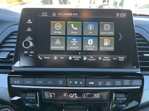 Certified 2025 Honda Odyssey EX-L image 5