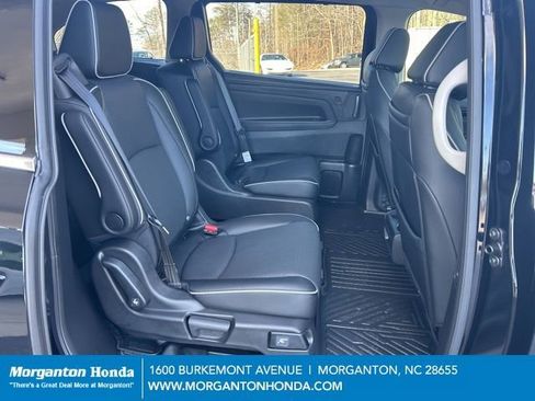 Used 2025 Honda Odyssey Elite image 40