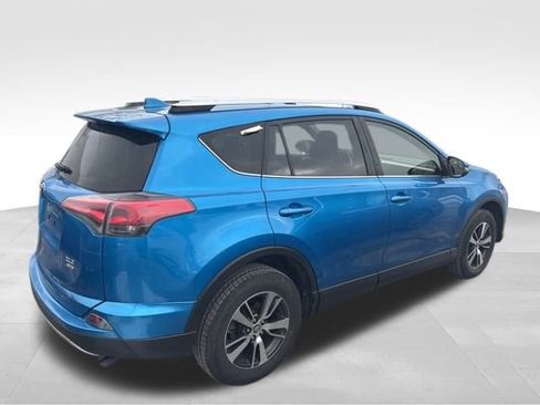 Used 2016 Toyota RAV4 XLE image 6