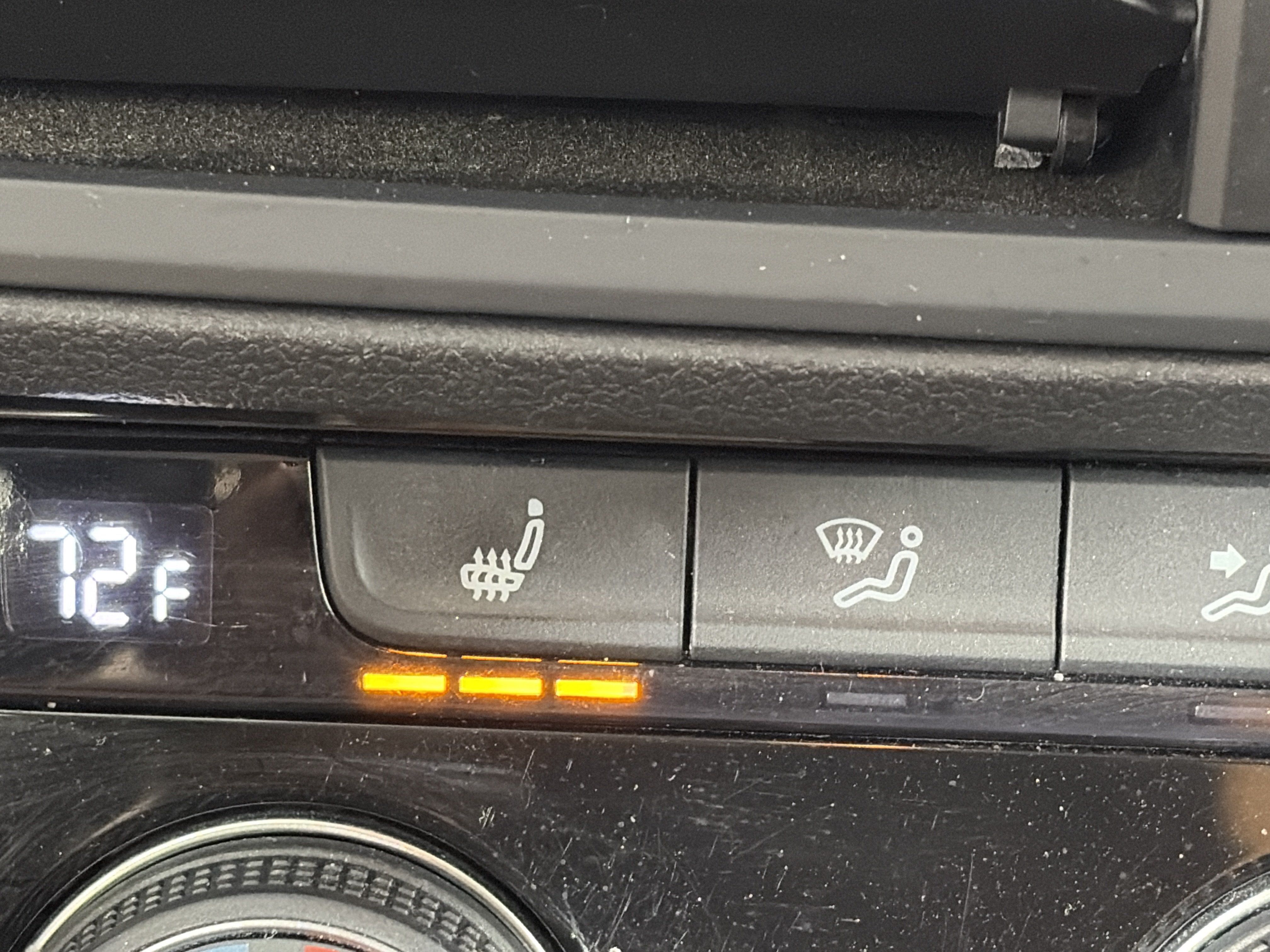 Used 2023 Volkswagen Jetta SE FWD image 20