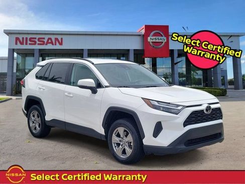 Used 2024 Toyota RAV4 XLE FWD image 1