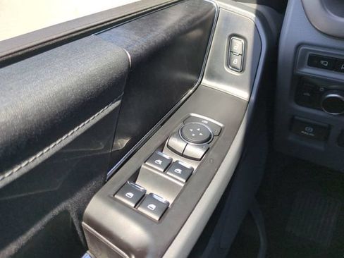 Used 2024 Ford F150 Lightning XLT AWD/4WD image 27