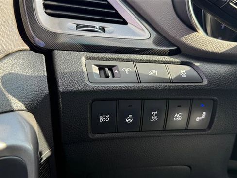Used 2015 Hyundai Santa Fe Limited w/ Option Group 04 image 37