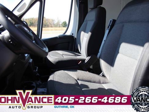 Used 2023 RAM ProMaster 2500 w/ Driver Convenience Group image 21