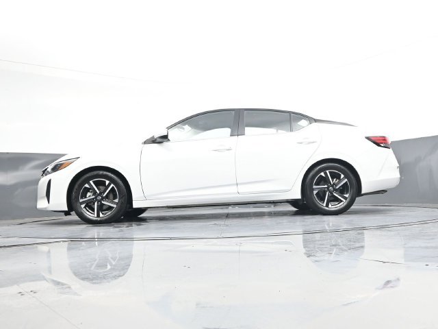 Used 2025 Nissan Sentra SV FWD image 35