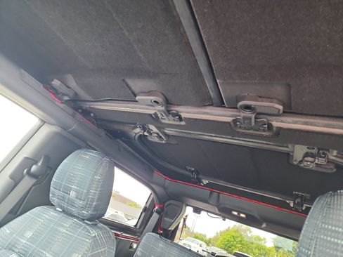 Used 2024 Ford Bronco Heritage Edition image 19