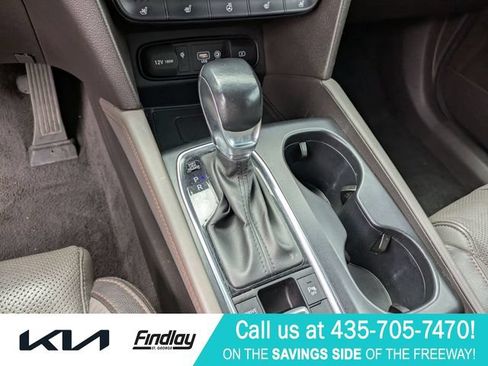 Used 2020 Hyundai Santa Fe Limited AWD/4WD image 25