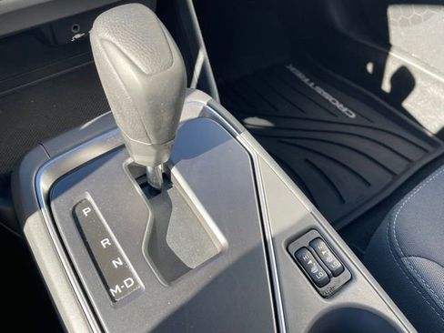 Certified 2025 Subaru Crosstrek 2.0i Premium image 14