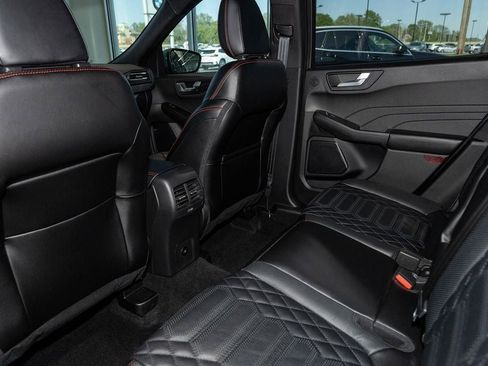 Used 2023 Ford Escape ST-Line Elite w/ Premium Technology Package AWD/4WD image 9