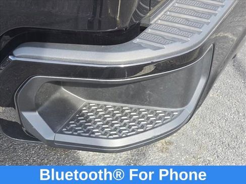 Used 2021 Chevrolet Silverado 1500 RST image 23