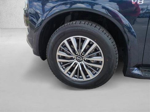 Used 2022 Nissan Armada SL RWD image 24