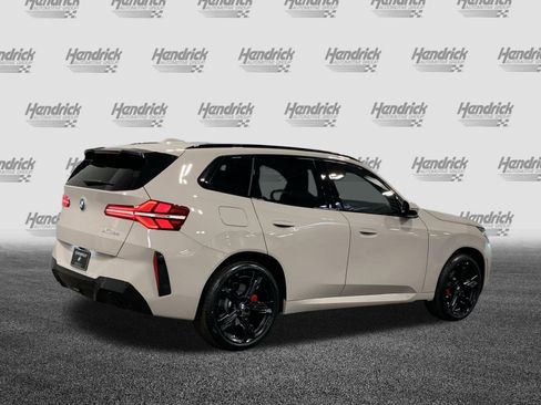 Certified 2026 BMW X3 xDrive30i w/ M Sport Package AWD/4WD image 8