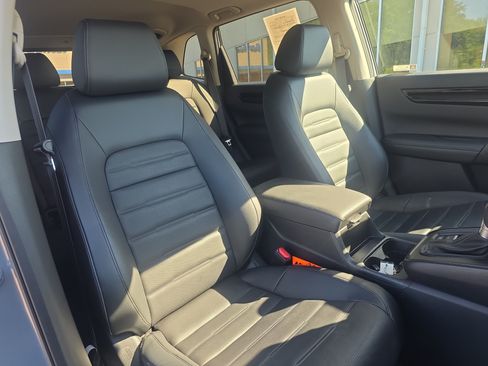 Used 2024 Honda CR-V EX-L image 13