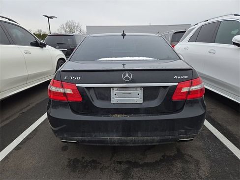 Used 2011 Mercedes-Benz E 350 4MATIC Sedan image 3