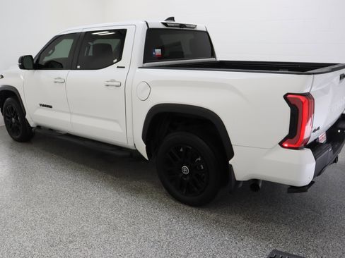 Used 2024 Toyota Tundra Limited image 9