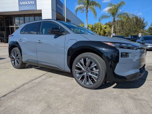 New 2026 Subaru Solterra image 2