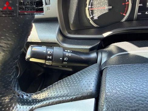 Used 2024 Toyota 4Runner Limited AWD/4WD image 25