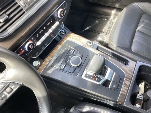 Used 2018 Audi Q5 2.0T Premium Plus w/ Premium Plus Package image 28