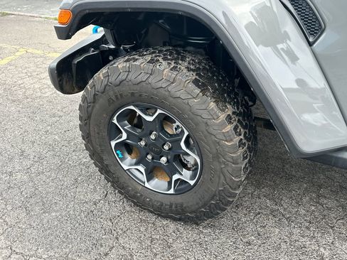 Used 2022 Jeep Wrangler Unlimited Rubicon 4xe image 12