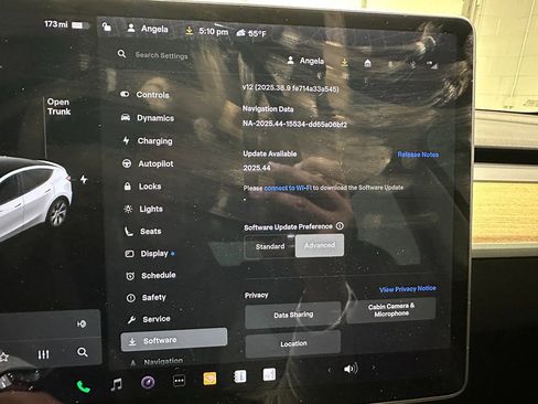 Used 2021 Tesla Model Y Long Range image 36