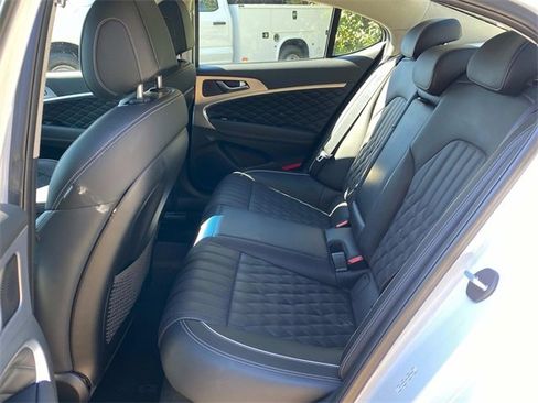 Used 2019 Genesis G70 2.0T Advanced w/ Dynamic Package image 9