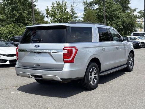 Used 2018 Ford Expedition Max XLT w/ Equipment Group 202A AWD/4WD image 2