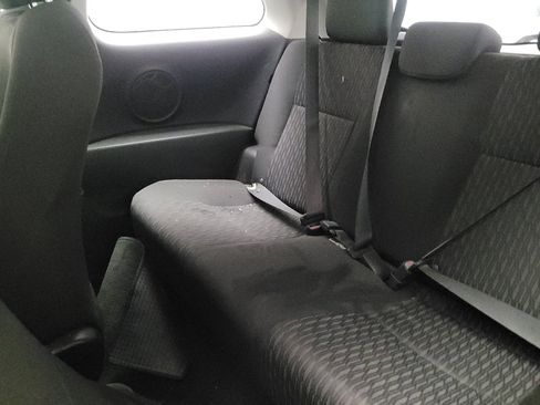 Used 2014 Toyota Yaris L FWD image 18