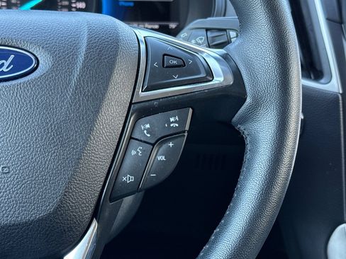 Used 2024 Ford Edge SEL image 28