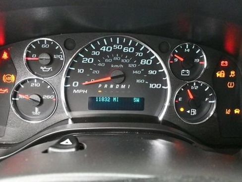 Used 2024 Chevrolet Express 3500 LS RWD image 22