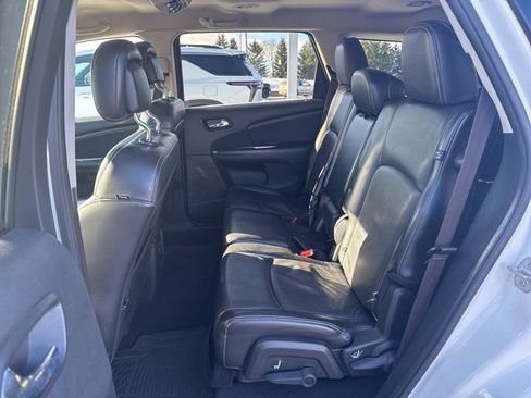 Used 2017 Dodge Journey Crossroad w/ Flexible Seating Group image 15