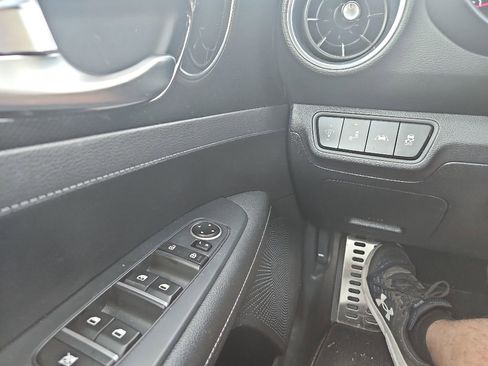 Used 2020 Kia Forte GT-Line w/ GT-Line Premium Package image 22