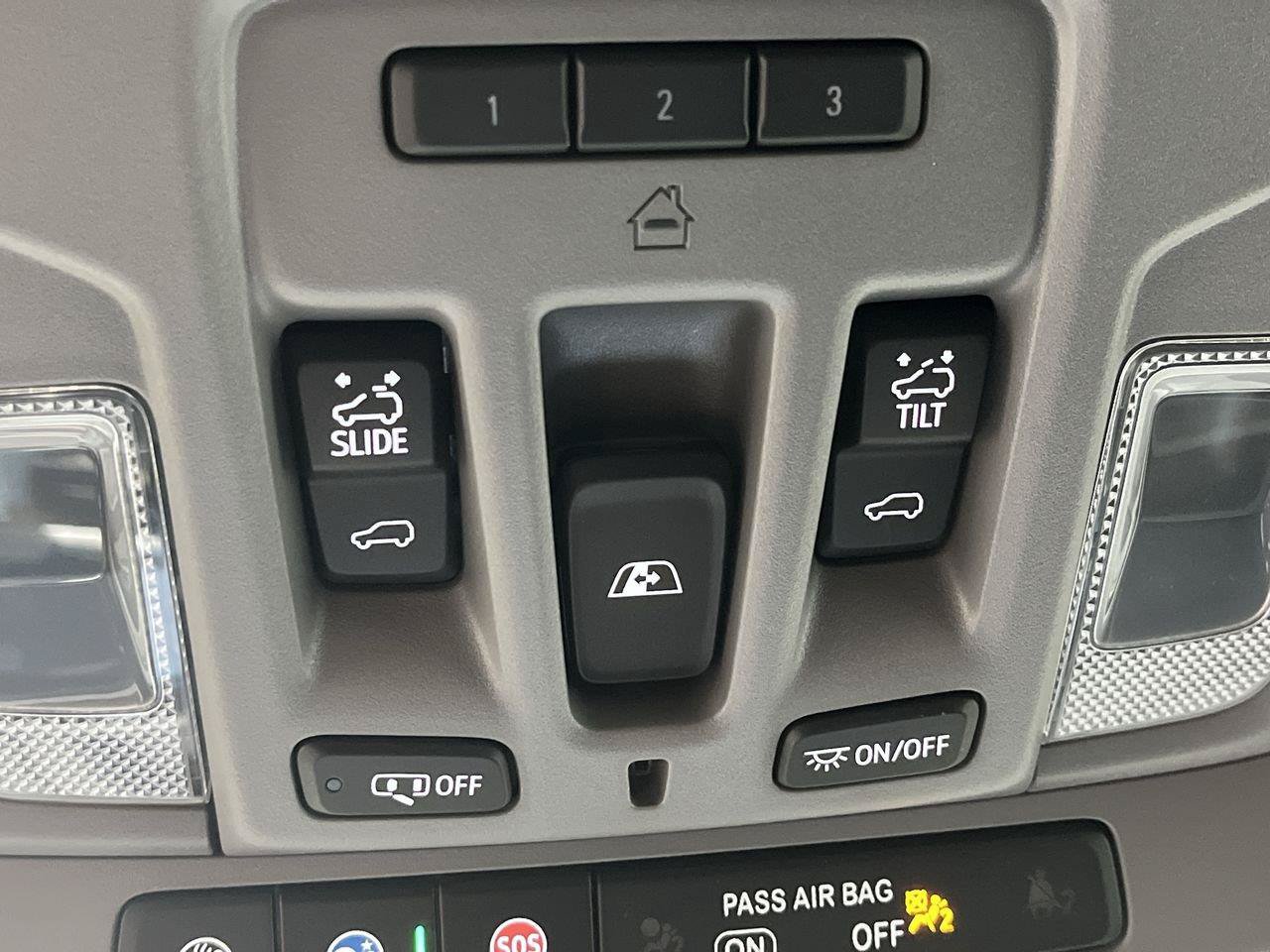 Certified 2025 GMC Sierra 1500 Elevation w/ Elevation Premium Package AWD/4WD image 31