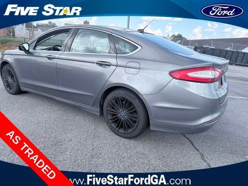 Used 2014 Ford Fusion SE w/ Equipment Group 202A FWD image 4
