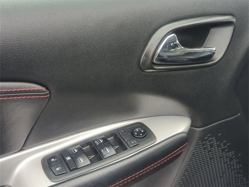 Used 2019 Dodge Journey GT image 13