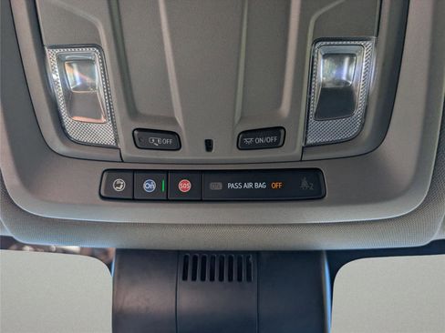 Used 2023 GMC Sierra 1500 SLT image 20