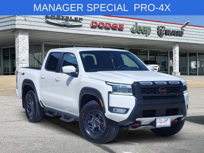 Used 2025 Nissan Frontier PRO-4X w/ Tow Package