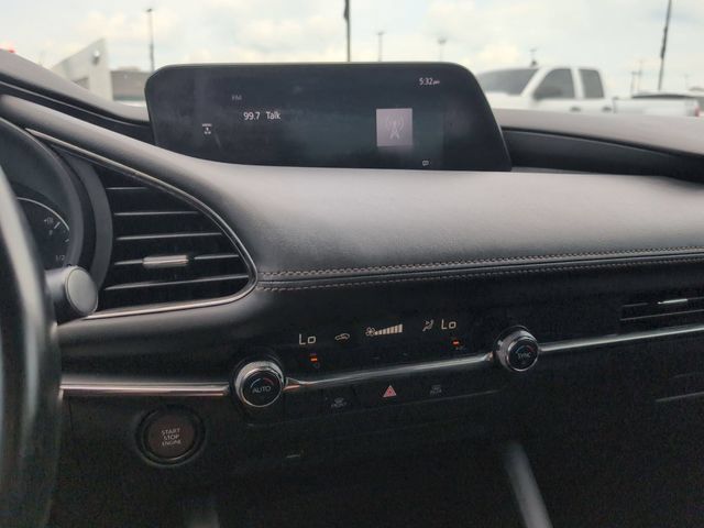 Used 2019 MAZDA MAZDA3 Sedan FWD image 25