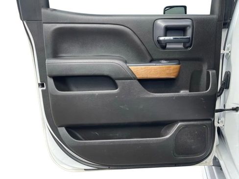 Used 2018 Chevrolet Silverado 2500 LTZ w/ Duramax Plus Package image 15