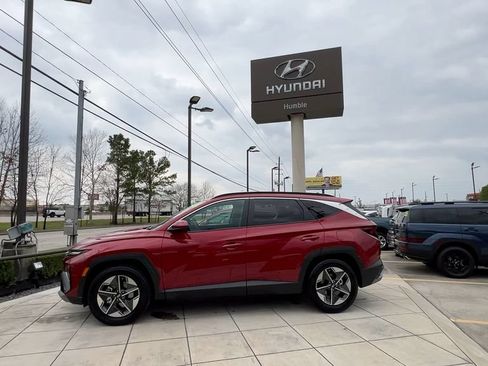 Used 2026 Hyundai Tucson SEL FWD image 4