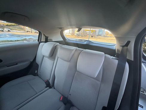 Used 2016 Honda HR-V LX image 25