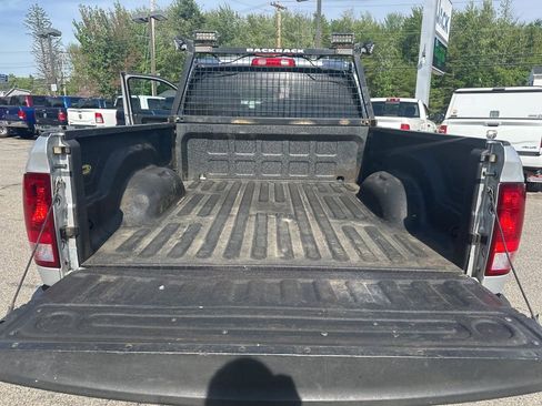 Used 2018 RAM 2500 Tradesman w/ Chrome Appearance Group AWD/4WD image 31