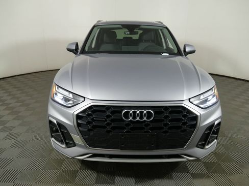 Used 2023 Audi Q5 2.0T Premium w/ Convenience Package AWD/4WD image 27