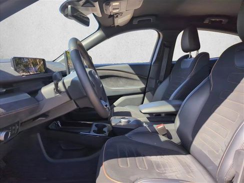 Certified 2021 Ford Mustang Mach-E GT image 17