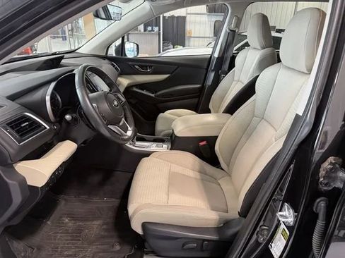 Used 2022 Subaru Ascent Premium w/ Convenience Package image 10